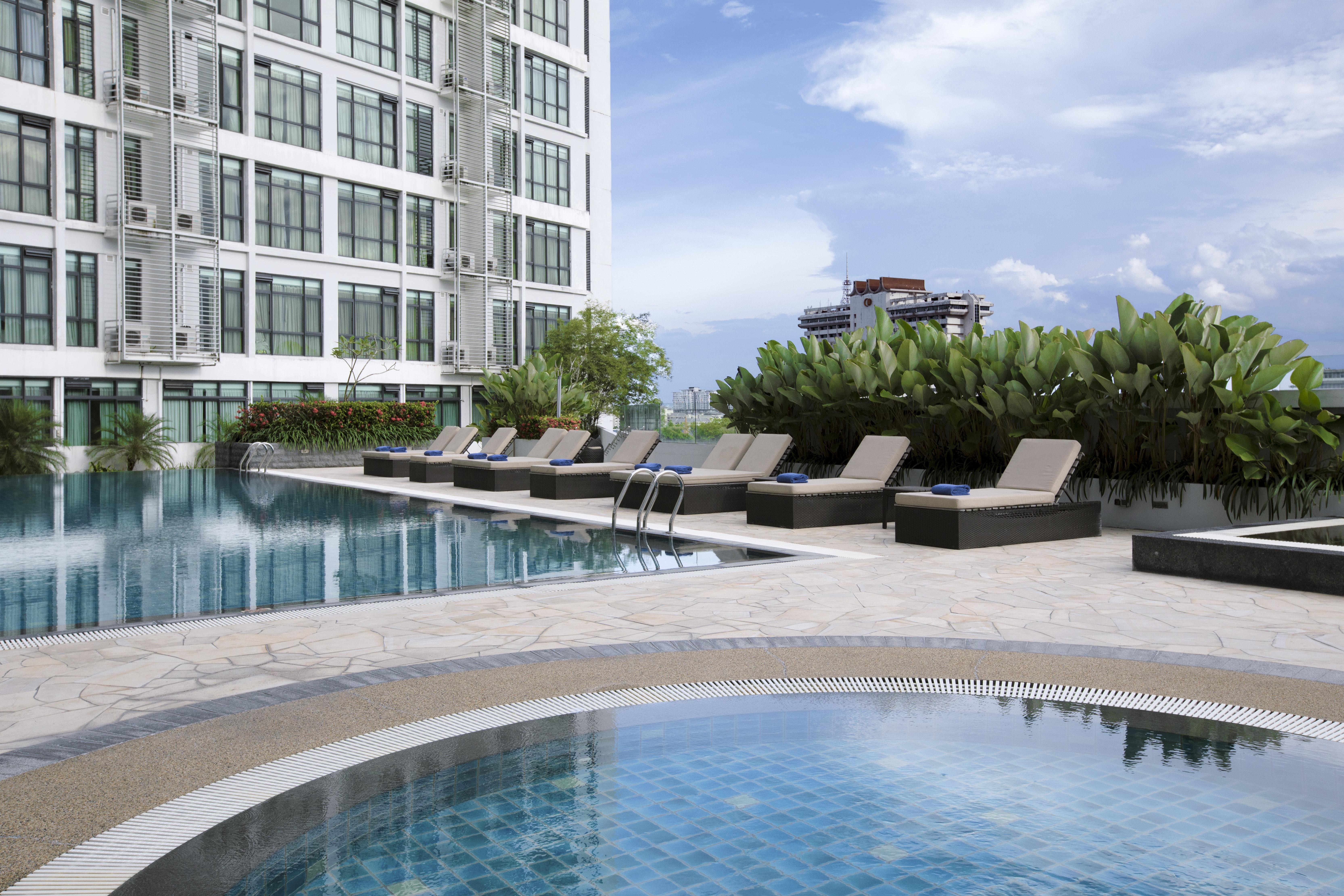 Отель Citadines Uplands Кучинг Экстерьер фото